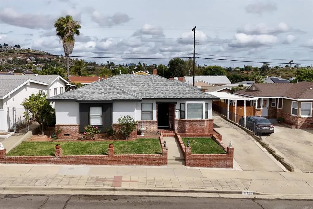 https://cdn.realtyfeed.com/cdn/127/306718171/1775e6c4d2989346b2723c34db9b5631.webp