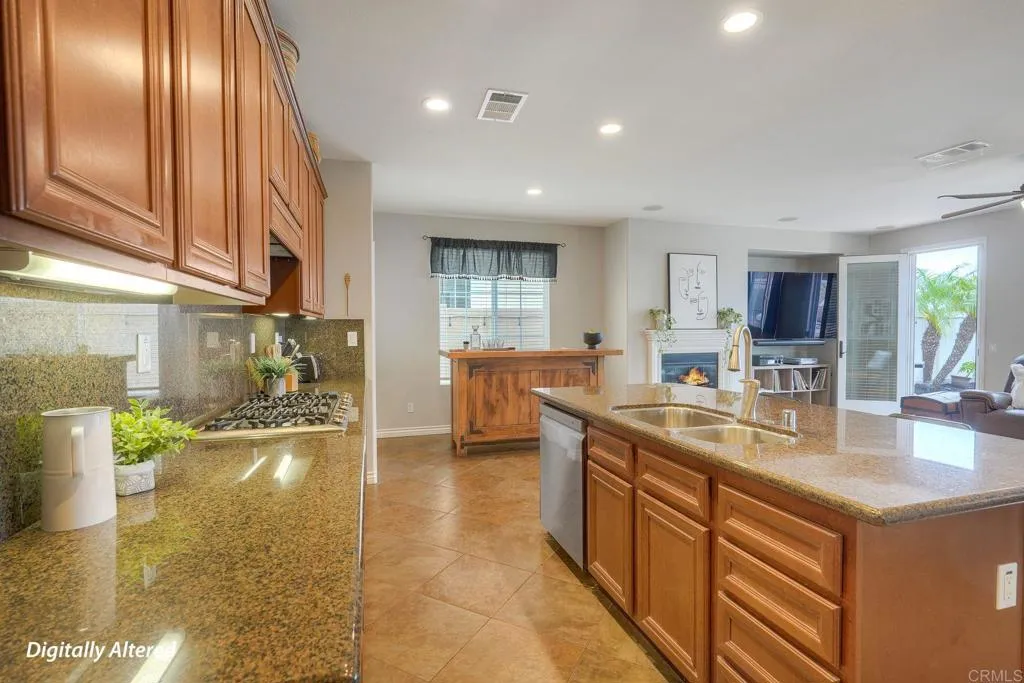 https://cdn.realtyfeed.com/cdn/127/306718208/05ea3d10f277d826022272d6e8caf399.webp