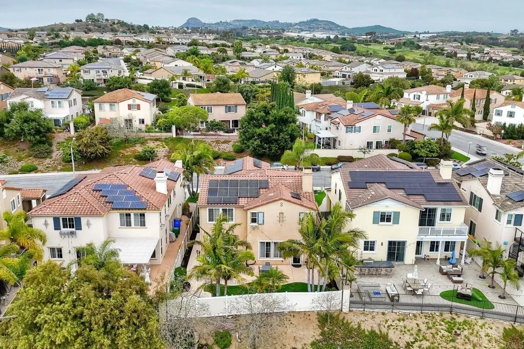 https://cdn.realtyfeed.com/cdn/127/306718208/0f61c774e9258ab25c47afe6e112b553.webp