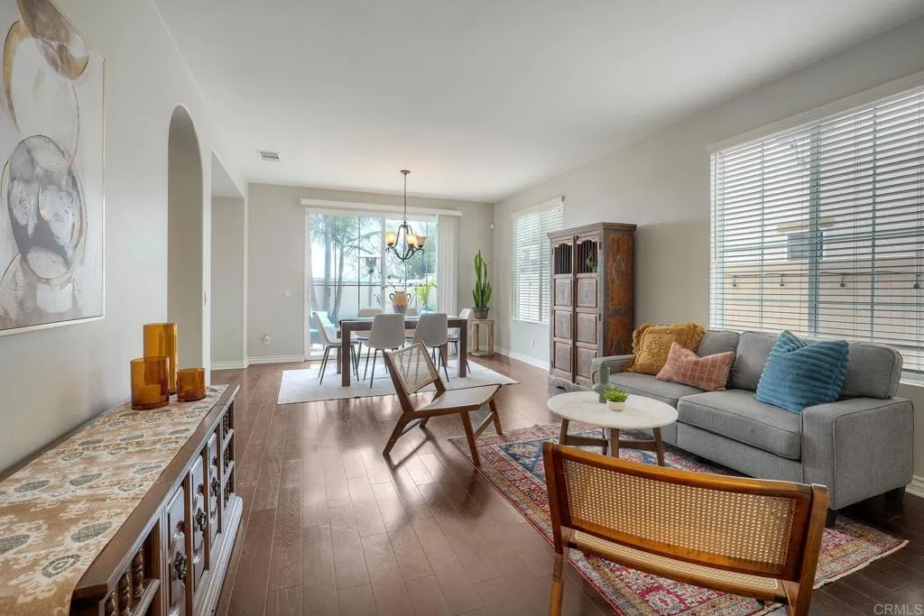 https://cdn.realtyfeed.com/cdn/127/306718208/7f5743e8ea32358c618f5d9570e2ec27.webp