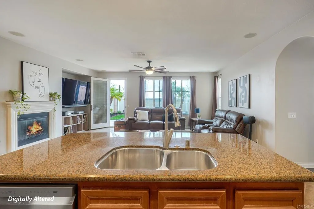 https://cdn.realtyfeed.com/cdn/127/306718208/899f255179db82c0afac5c2e4e333ae1.webp