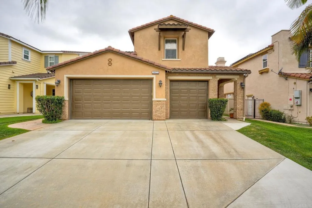 https://cdn.realtyfeed.com/cdn/127/306718208/f1e48b323d9e65418d22b37c93e3b5fa.webp