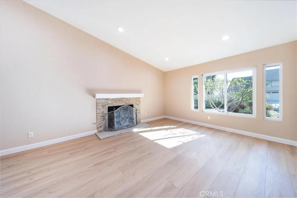 https://cdn.realtyfeed.com/cdn/127/306718253/54b74ab3898b87d05f4fa442db837019.webp