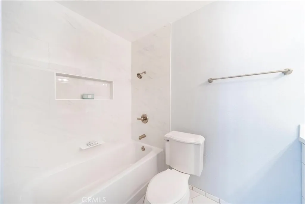 https://cdn.realtyfeed.com/cdn/127/306718253/5f9be93ab7ff719004859236b7d75a71.webp