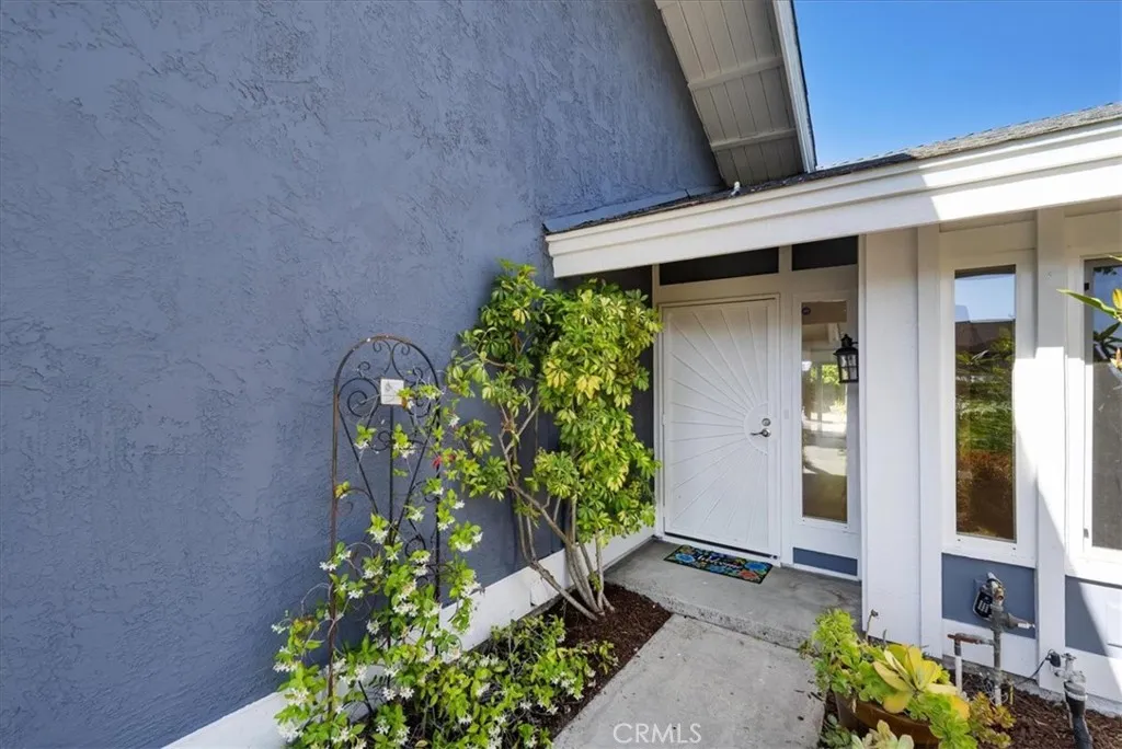 https://cdn.realtyfeed.com/cdn/127/306718253/867c96266d05c4fc37af985201874afc.webp