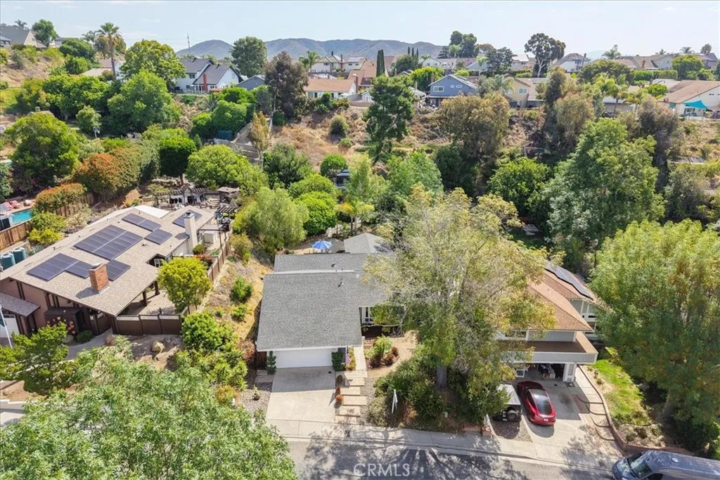 https://cdn.realtyfeed.com/cdn/127/306718253/88015173a26db73da34baf342da3ae0d.webp