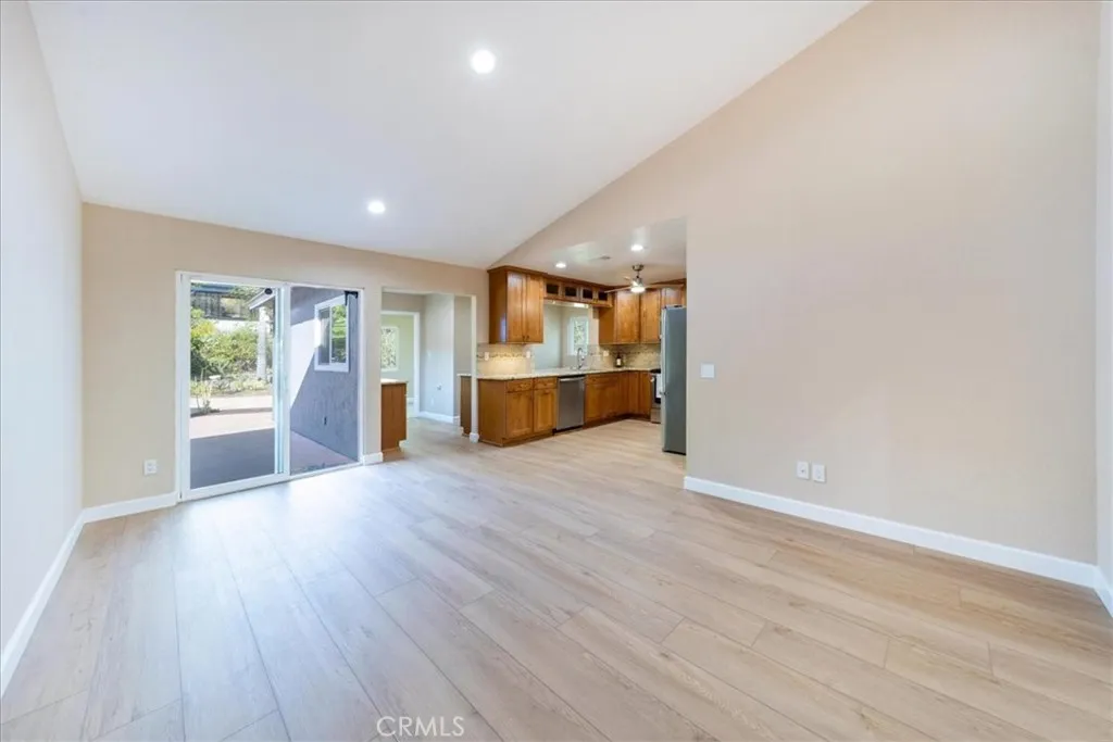 https://cdn.realtyfeed.com/cdn/127/306718253/8bbc124a3cadf1ee381a540b02c5e98e.webp