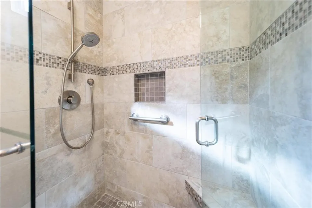 https://cdn.realtyfeed.com/cdn/127/306718253/cd0e0d7f182a26d6f32dce310fb891bd.webp