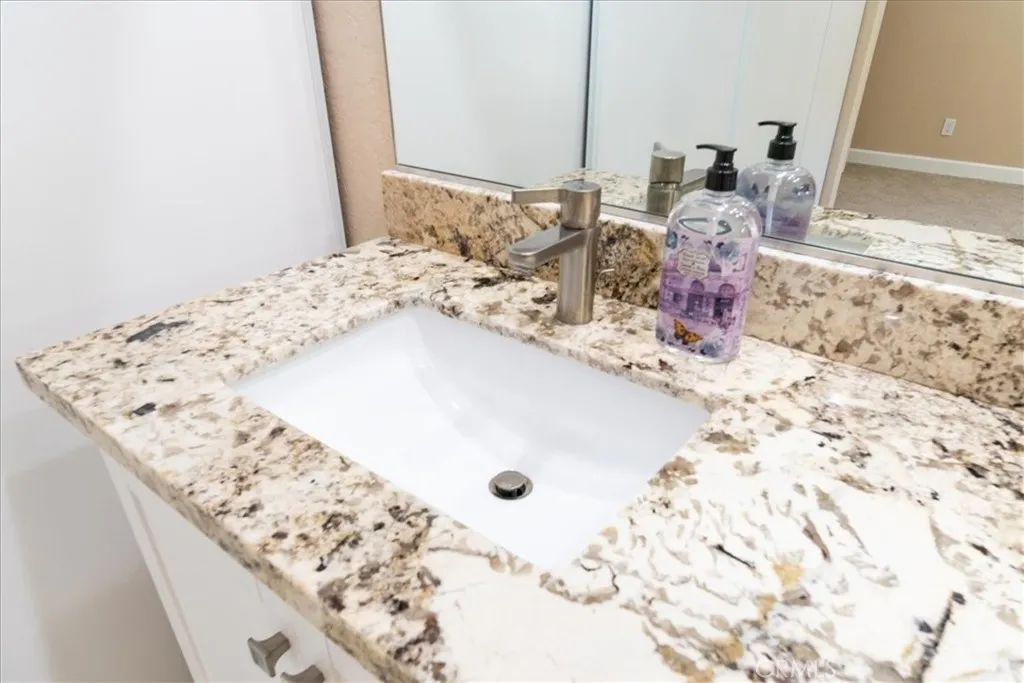 https://cdn.realtyfeed.com/cdn/127/306718253/e1e27c1087740bd8e49e5fdef25cf8d1.webp