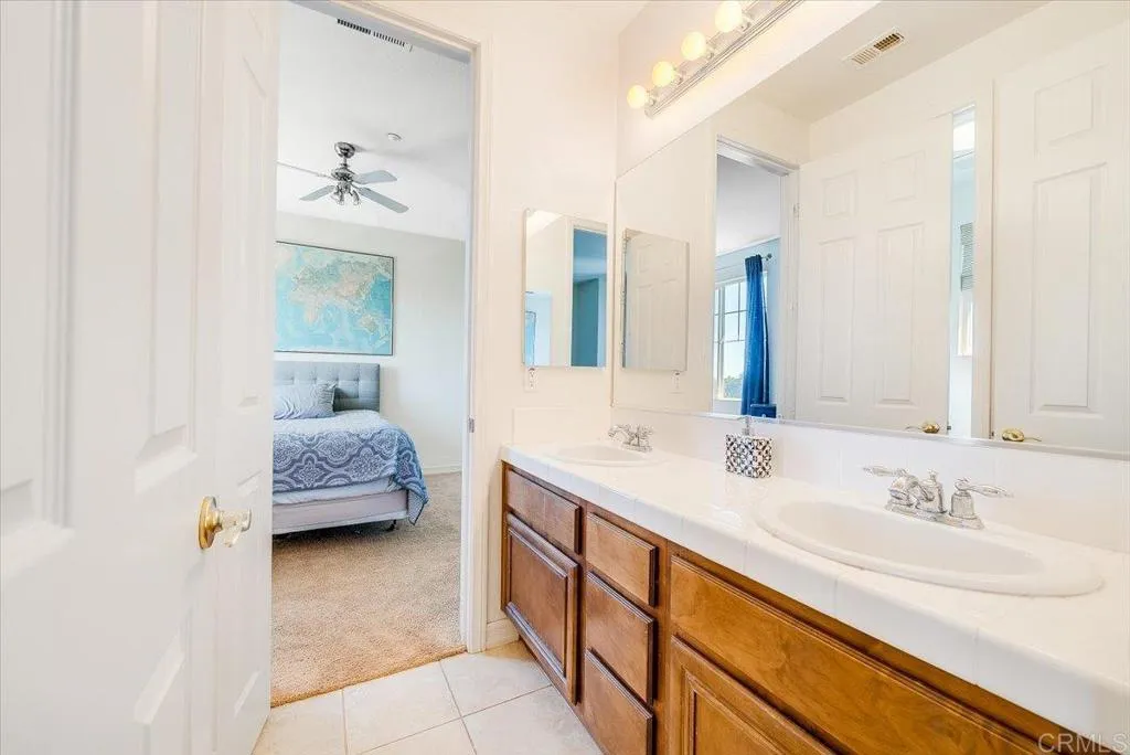 https://cdn.realtyfeed.com/cdn/127/306718308/05e2c7457c97a20142fd30f7e8b1d906.webp