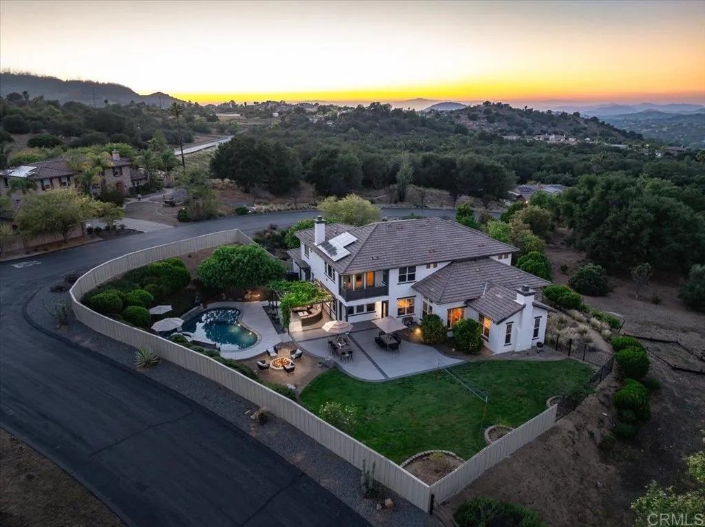 https://cdn.realtyfeed.com/cdn/127/306718308/0e33016e2f6cc76e6ed26fe382be6e47.webp