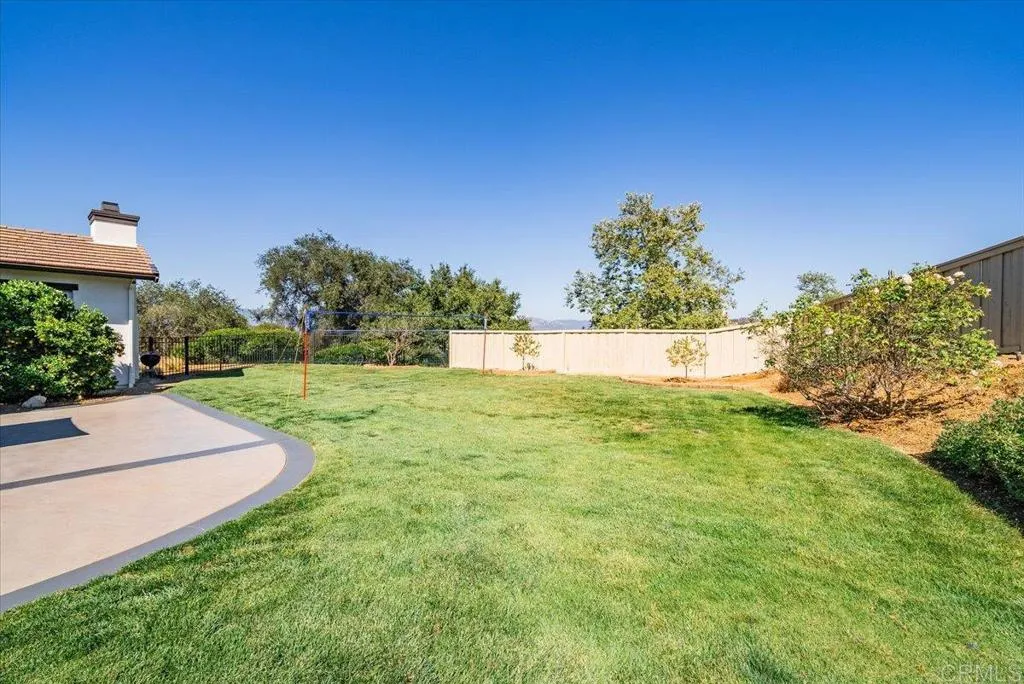 https://cdn.realtyfeed.com/cdn/127/306718308/4a5ba00e50e31d6345edb44c07e405a4.webp
