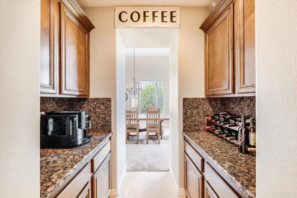 https://cdn.realtyfeed.com/cdn/127/306718308/4d33e12ea836cdc5586ec12cf930a74d.webp