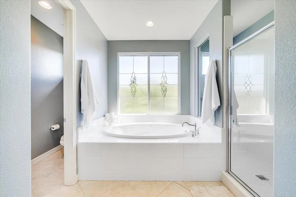 https://cdn.realtyfeed.com/cdn/127/306718308/6b367ccf17b071094344bd12edf2b7fd.webp