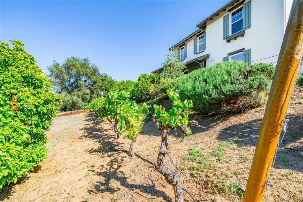 https://cdn.realtyfeed.com/cdn/127/306718308/d0aca2a4e373e4bb36bde9ae4b19888a.webp