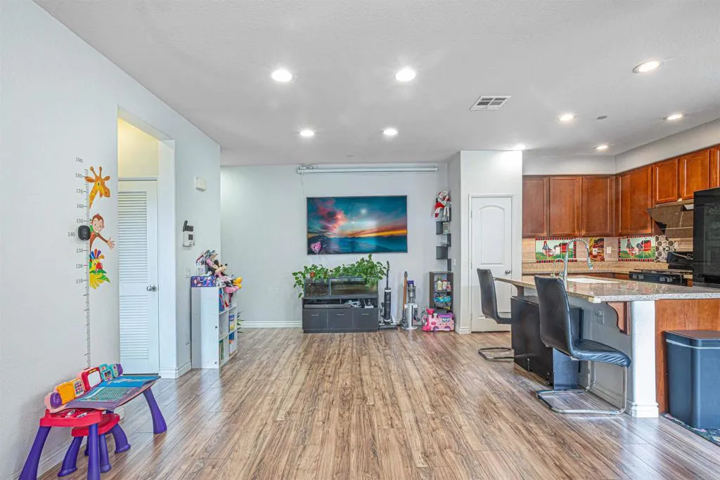 Photo #5: PTP2603692 Listing: Photo #5