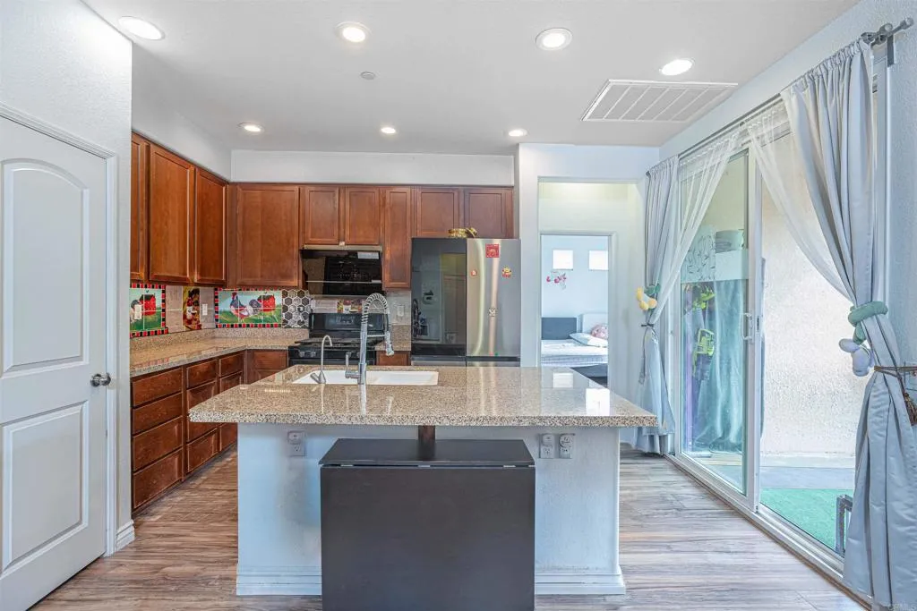 Photo #7: PTP2603692 Listing: Photo #7