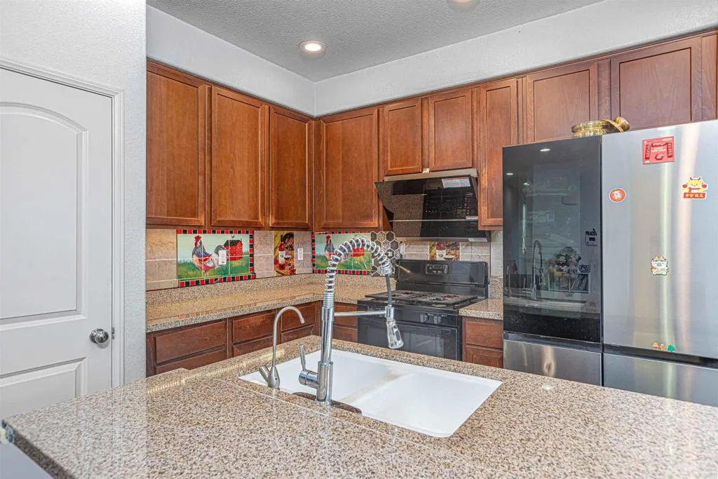 Photo #8: PTP2603692 Listing: Photo #8