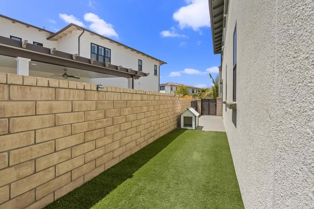 https://cdn.realtyfeed.com/cdn/127/306718375/0ebbfdcb0e7e680cd223dac285e2115e.webp