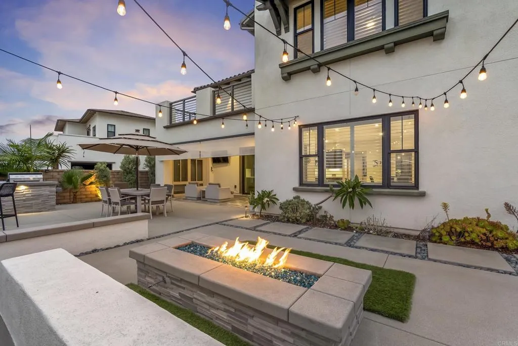 https://cdn.realtyfeed.com/cdn/127/306718375/414bc0f61be1b6de5fc245a976c37a3c.webp