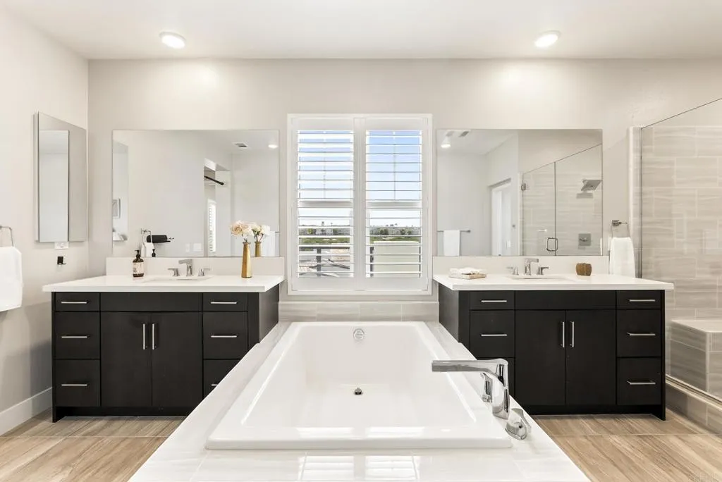 https://cdn.realtyfeed.com/cdn/127/306718375/8816696d30e860a740a024cfde7165b3.webp