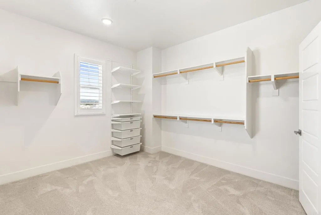 https://cdn.realtyfeed.com/cdn/127/306718375/c6ad8953b1997017d9905f3a26f14e87.webp