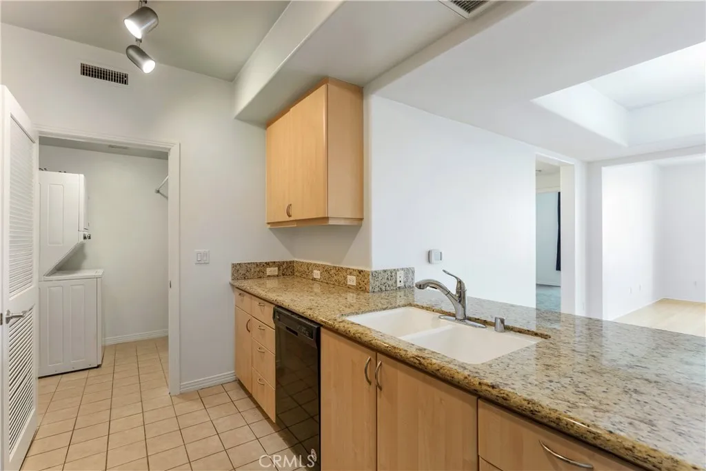 https://cdn.realtyfeed.com/cdn/127/306718391/11c0b87336b404b535b2e45ab8f4ee4f.webp