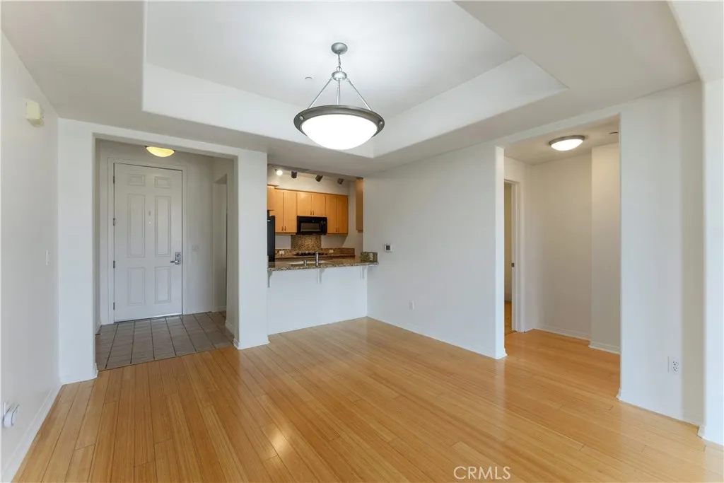 https://cdn.realtyfeed.com/cdn/127/306718391/2b7b0217d8ff15d60f774d51c6941f85.webp