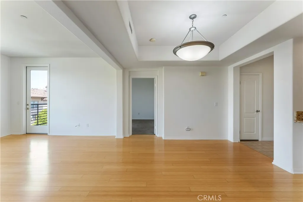 https://cdn.realtyfeed.com/cdn/127/306718391/327f61110e411fe7ef8e3fb9cb109805.webp