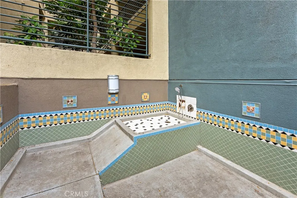 https://cdn.realtyfeed.com/cdn/127/306718391/e32a0ebea682ab020bba8cc1399bd04f.webp
