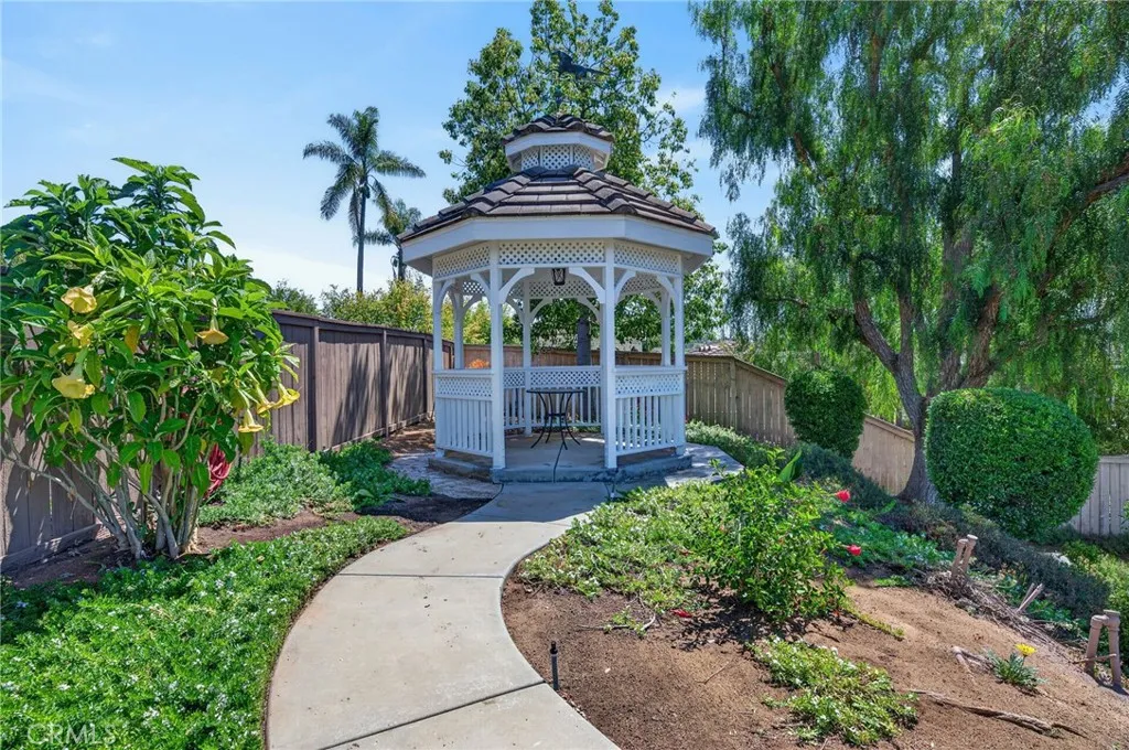 https://cdn.realtyfeed.com/cdn/127/306718408/092f54cdee056041c735e9feb0f131a3.webp