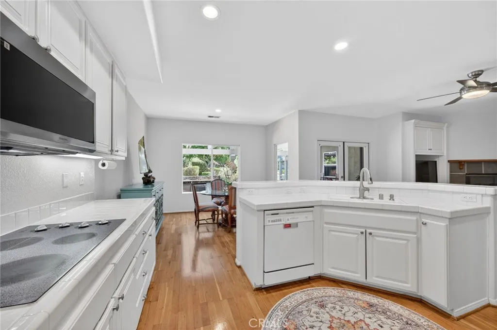https://cdn.realtyfeed.com/cdn/127/306718408/582611c630c14d00a909c1fedfd2ab99.webp