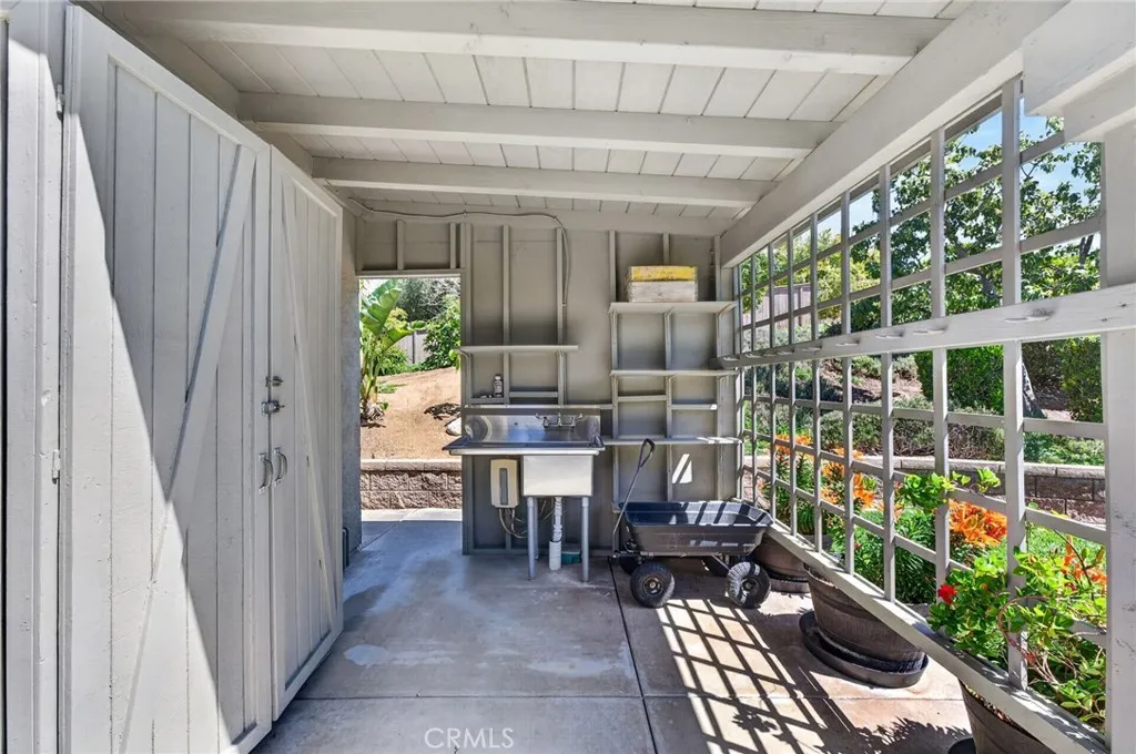 https://cdn.realtyfeed.com/cdn/127/306718408/596361f1d9a77823fd564723359e7f35.webp