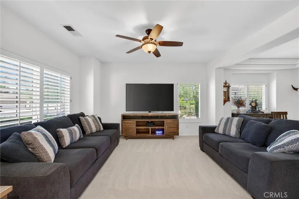 https://cdn.realtyfeed.com/cdn/127/306718408/794e4ddac0f855b6de6628c97e9b25af.webp