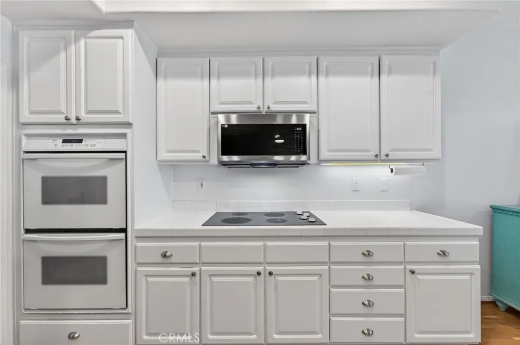 https://cdn.realtyfeed.com/cdn/127/306718408/cdf6f4e9caa5ab269a69eef6e6a35d17.webp
