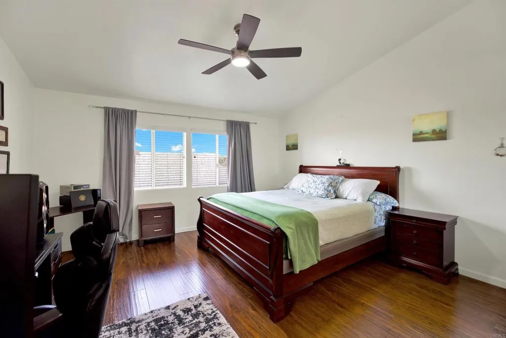 https://cdn.realtyfeed.com/cdn/127/306718433/64452fbbc14805aada65017910fb4ee4.webp