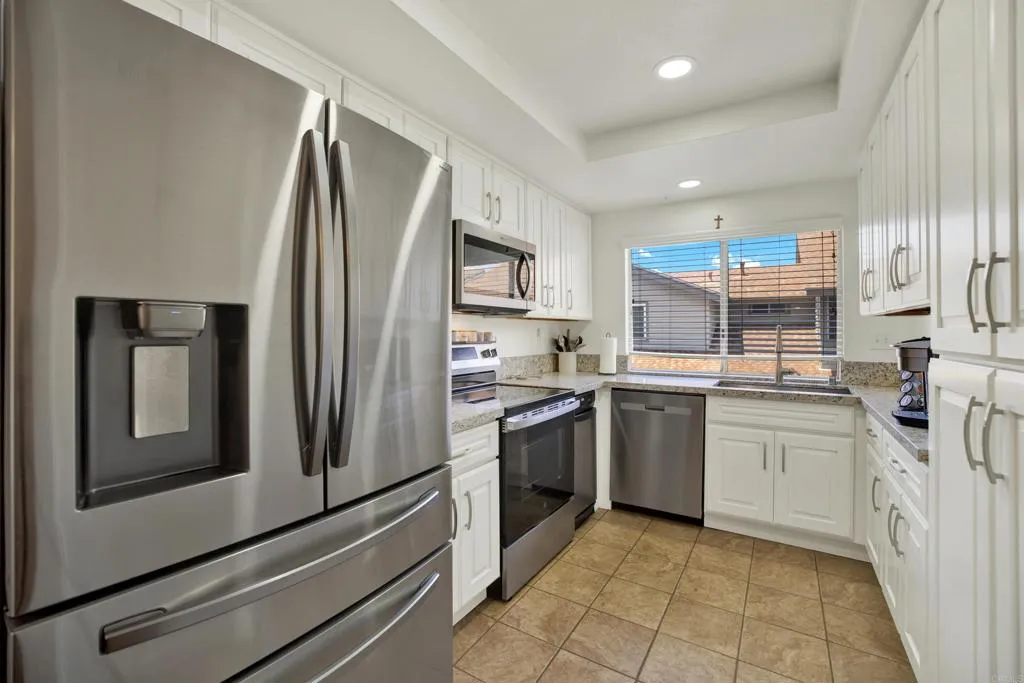 https://cdn.realtyfeed.com/cdn/127/306718433/9f2519c3cbef0b5ded015ab316576373.webp