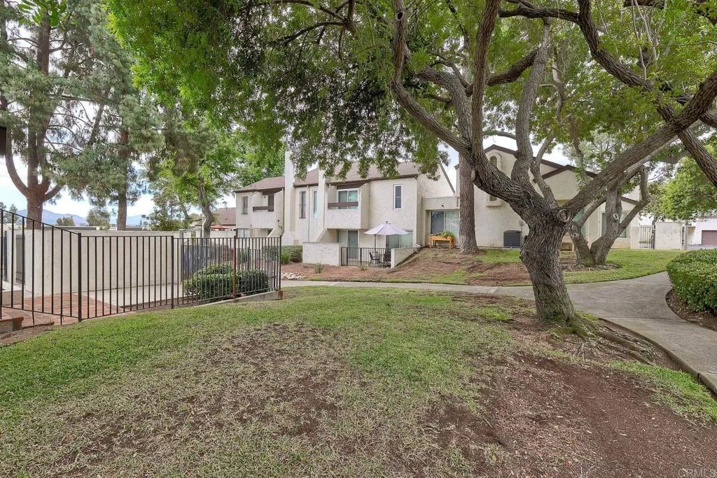 https://cdn.realtyfeed.com/cdn/127/306718468/0d7a8659ebc0afb7ce322f3669bd2227.webp