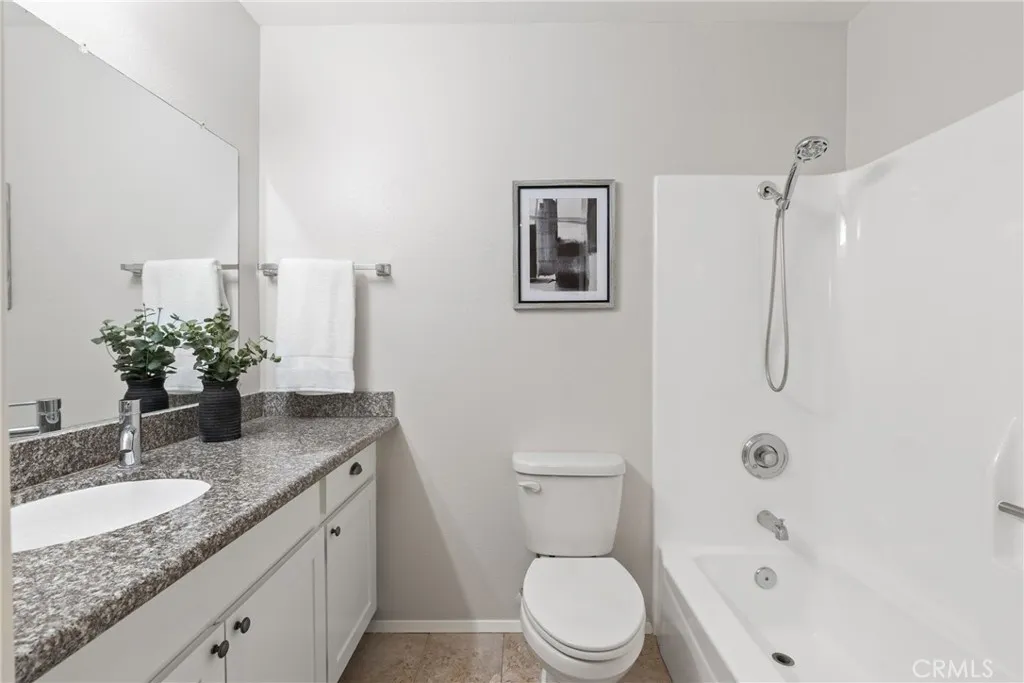 Photo #11: OC26104067 Listing: Photo #11