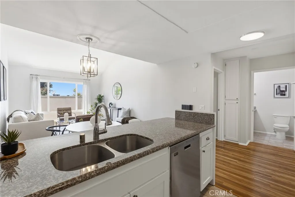 https://cdn.realtyfeed.com/cdn/127/306718490/b1490786ec8a3f5d1334a720f0326f81.webp
