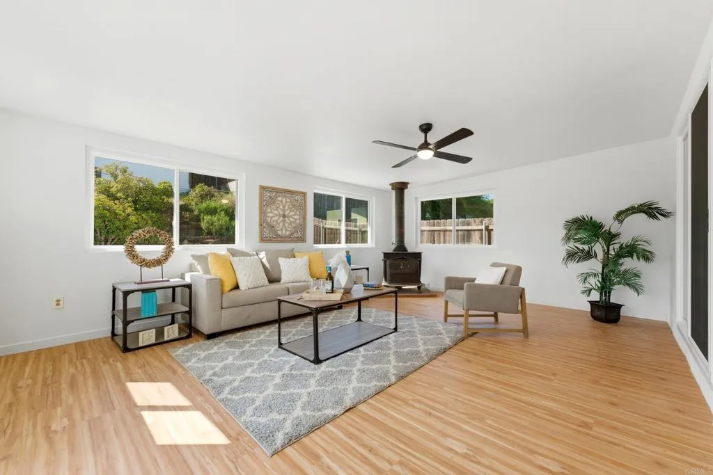 https://cdn.realtyfeed.com/cdn/127/306718530/289e279dab331cc5ed0f21bd4993d664.webp
