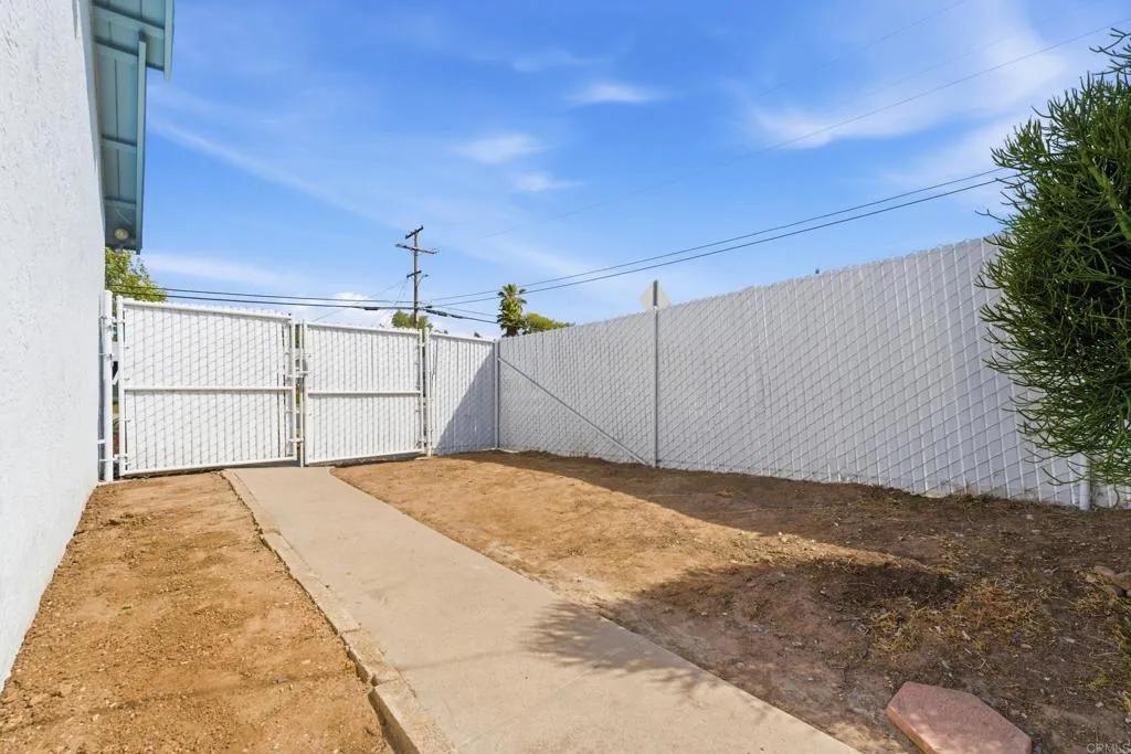 https://cdn.realtyfeed.com/cdn/127/306718530/472f845096b7fc1554ded758b1ac10ce.webp