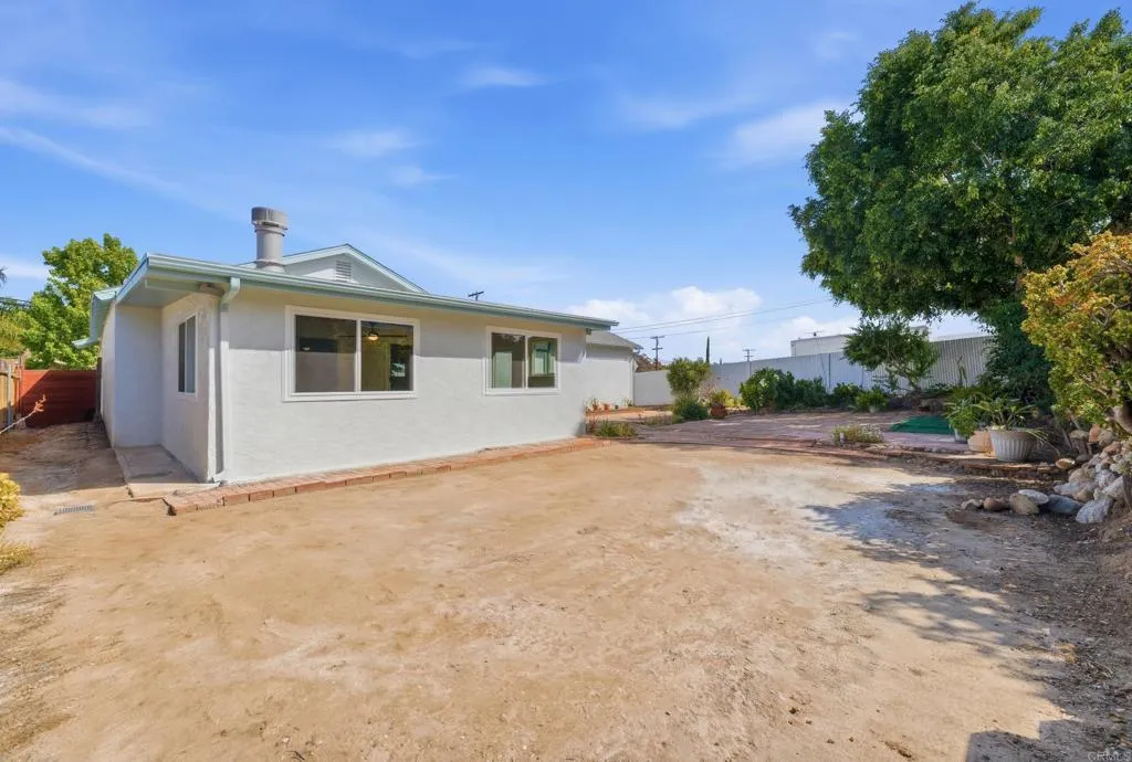 https://cdn.realtyfeed.com/cdn/127/306718530/47c880afb5ff3de3ddd62e5827fc69e7.webp