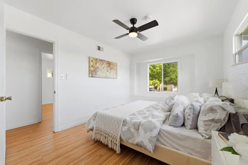 https://cdn.realtyfeed.com/cdn/127/306718530/93b04f5479f191ad303adc321b17ad9c.webp