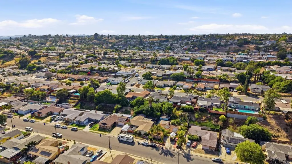 https://cdn.realtyfeed.com/cdn/127/306718530/ac773226b35f37cb6a5907122e635465.webp