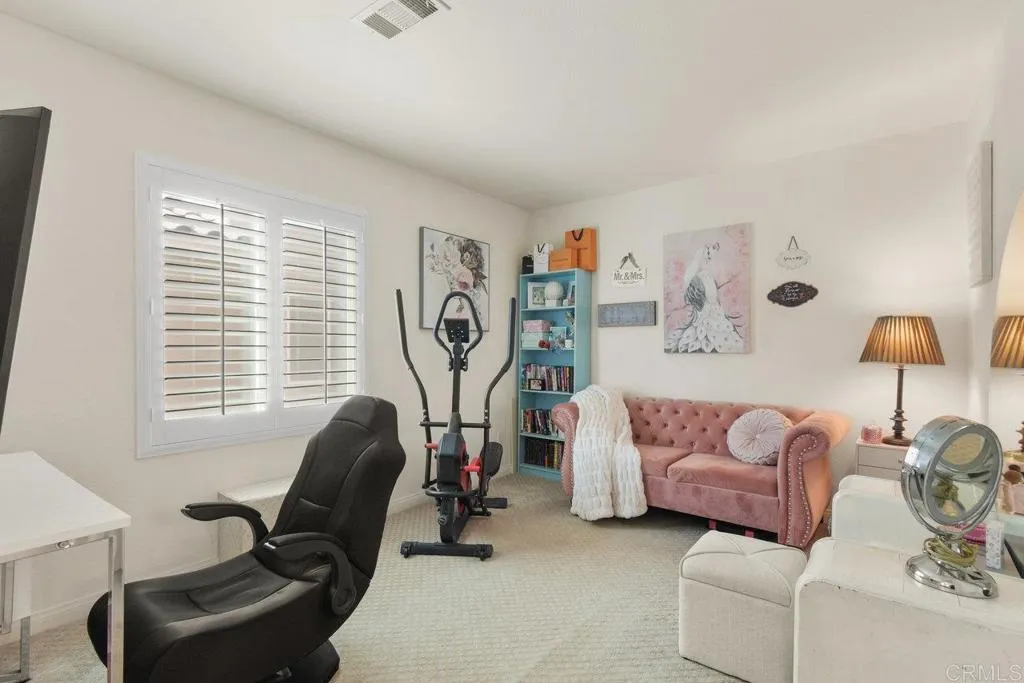 https://cdn.realtyfeed.com/cdn/127/306718535/128cd50e1d7bc30ec97fb9cefafb93b0.webp