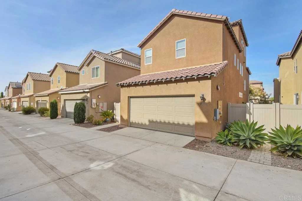 https://cdn.realtyfeed.com/cdn/127/306718535/425477a8c3ba1323673ee250d96594bf.webp
