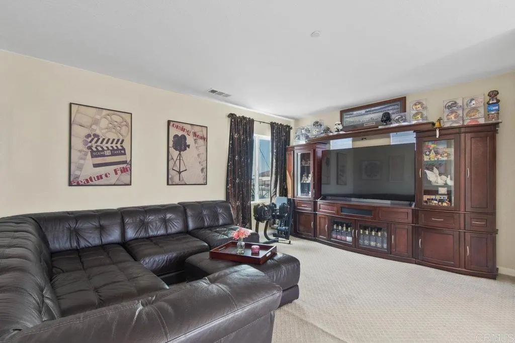 https://cdn.realtyfeed.com/cdn/127/306718535/e67af6568d23b2bcce1a1afbd569585a.webp
