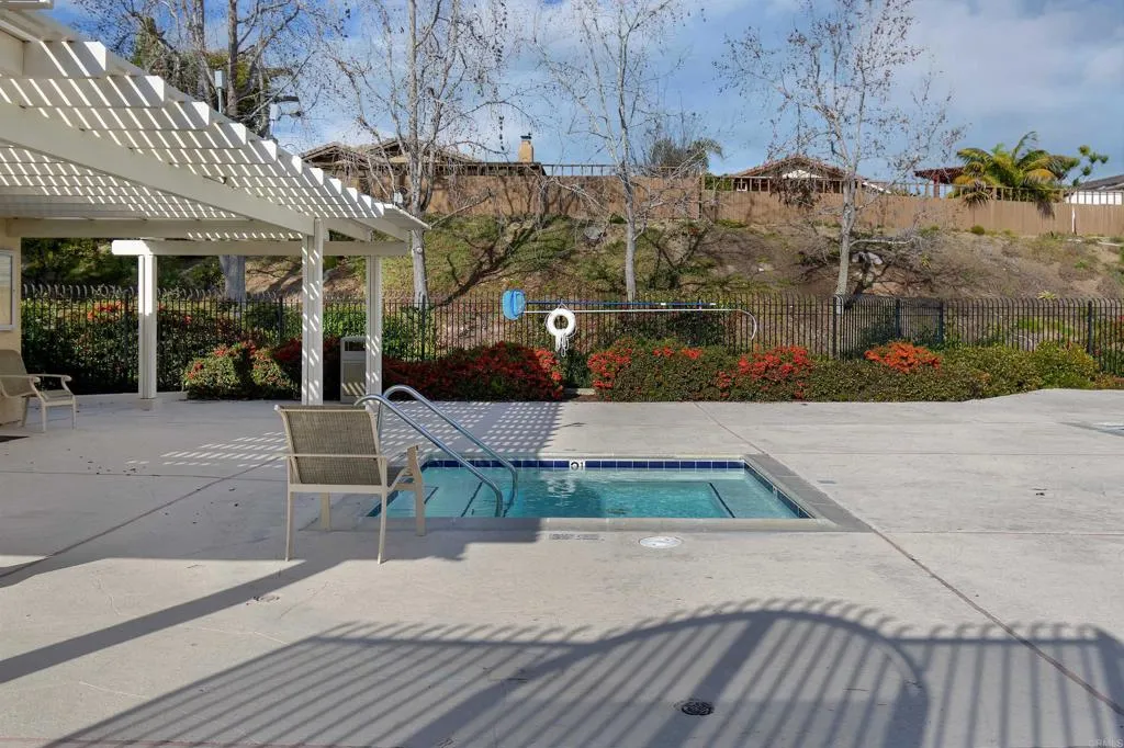 https://cdn.realtyfeed.com/cdn/127/306718555/6a13f7b23e5951df8afba2db31df12e3.webp
