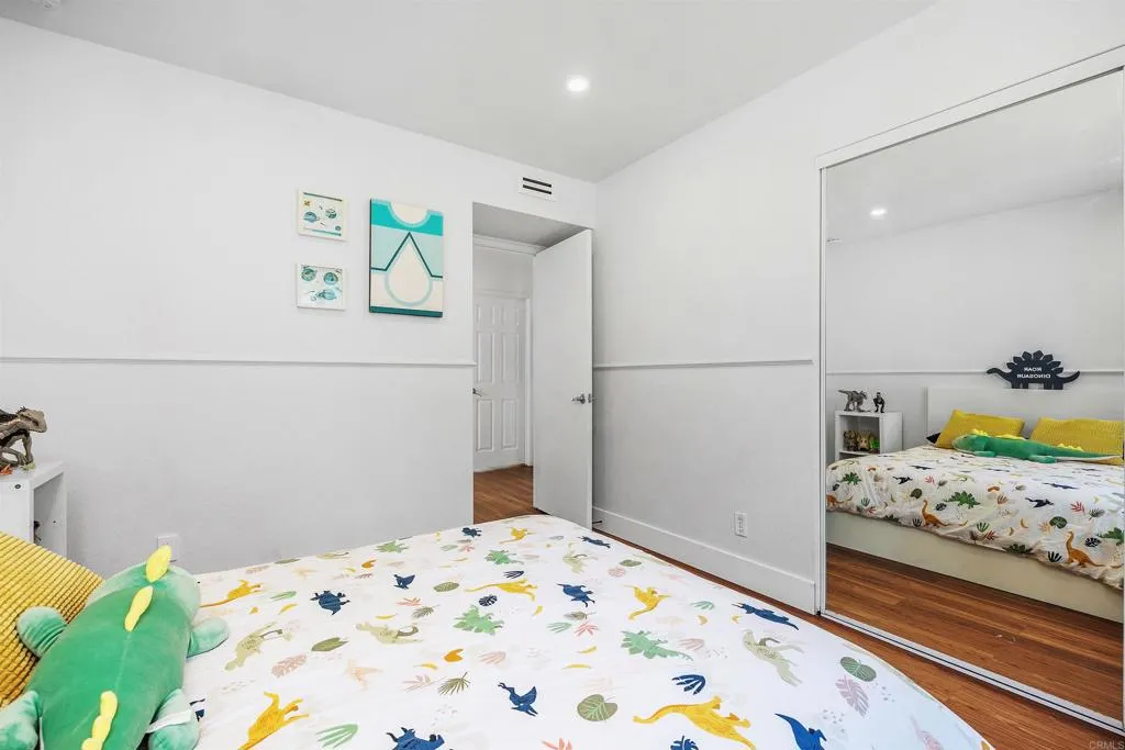 https://cdn.realtyfeed.com/cdn/127/306718555/71b16978c1ed294bb42d31bbea9730d9.webp